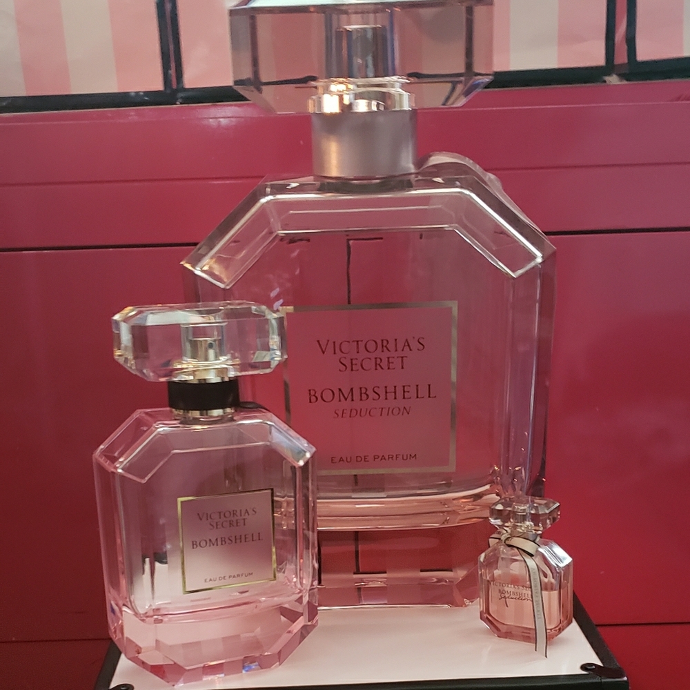 Extra large display bottle prop